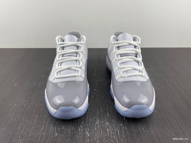 Reps TB 11 Jordan AV2187-140 Air Low Cement Grey 0821